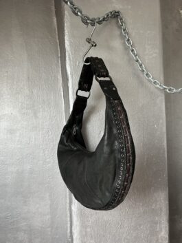 Vintage real leather shoulderbag oval with studs black