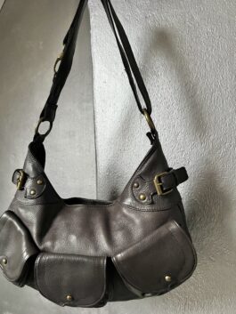 Vintage real leather shoulderbag with bronze details brown