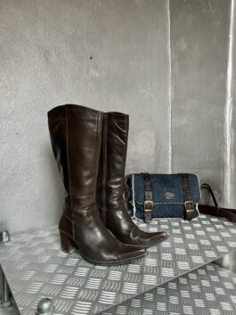 Vintage genuine leather heeled boots brown