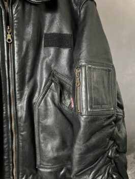 Vintage oversized real leather bomber jacket with pleated sleeves black