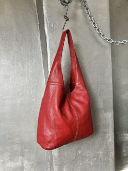 Vintage real leather shoulderbag red