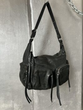 Vintage real leather shoulderbag/ crossbody bag black