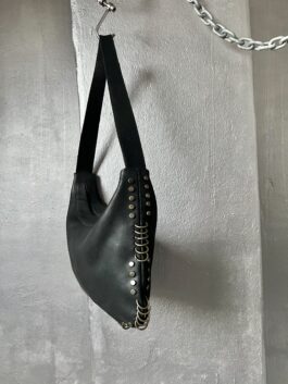 Vintage real leather shoulderbag with bronze hardware black