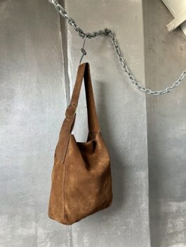 Vintage real leather suede shoulderbag with buckle strap brown