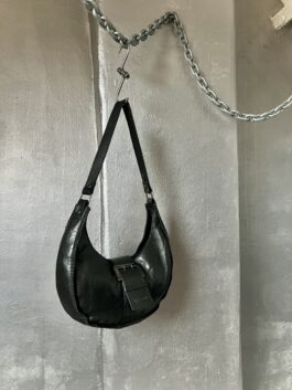 Vintage real leather shoulderbag with buckle strap black