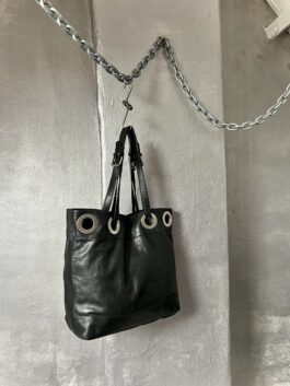 Vintage real leather shoulderbag with silver hardware and buckle straps black