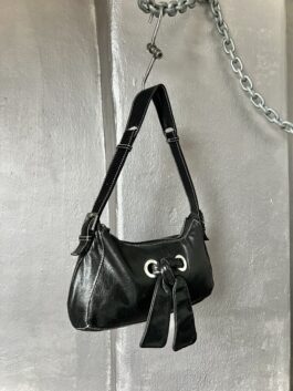 Vintage real leather shoulderbag with knotted detail black