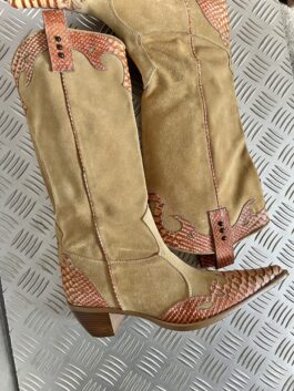 Vintage genuine leather heeled suede snakeskin boots beige