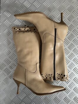 Vintage genuine leather heeled boots beige