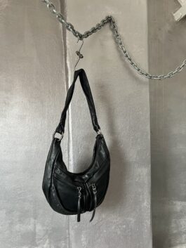 Vintage real leather crossbody/shoulderbag black