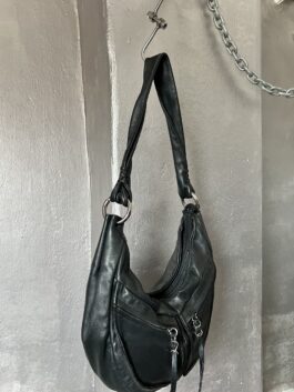 Vintage real leather crossbody/shoulderbag black