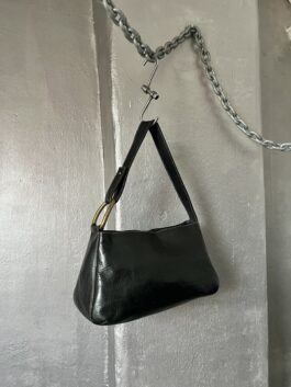 Vintage real leather shoulderbag with gold hardware black