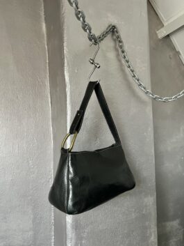 Vintage real leather shoulderbag with gold hardware black