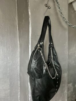 Vintage real leather shoulderbag with silver hardware black