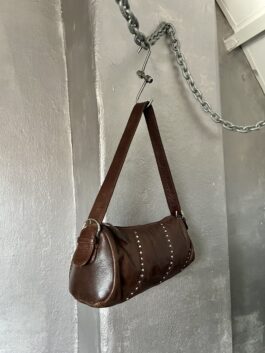 Vintage real leather shoulderbag with silver stud details brown