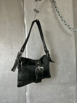 Vintage real leather shoulderbag with buckle strap black