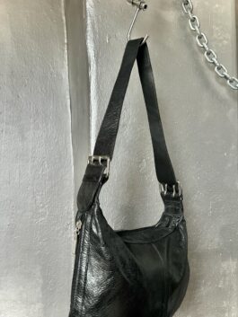 Vintage real leather shoulderbag with buckle straps black