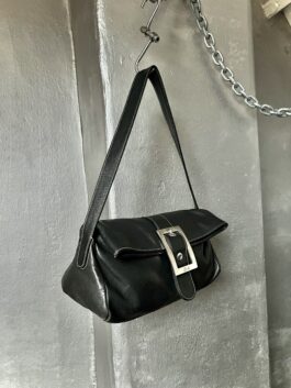 Vintage real leather shoulderbag with buckle strap black