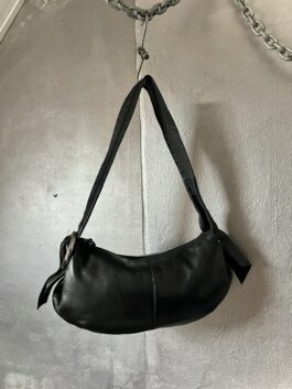 Vintage real leather shoulderbag/ crossbody with silver hardware black