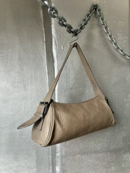 Vintage real leather shoulderbag with buckle straps beige