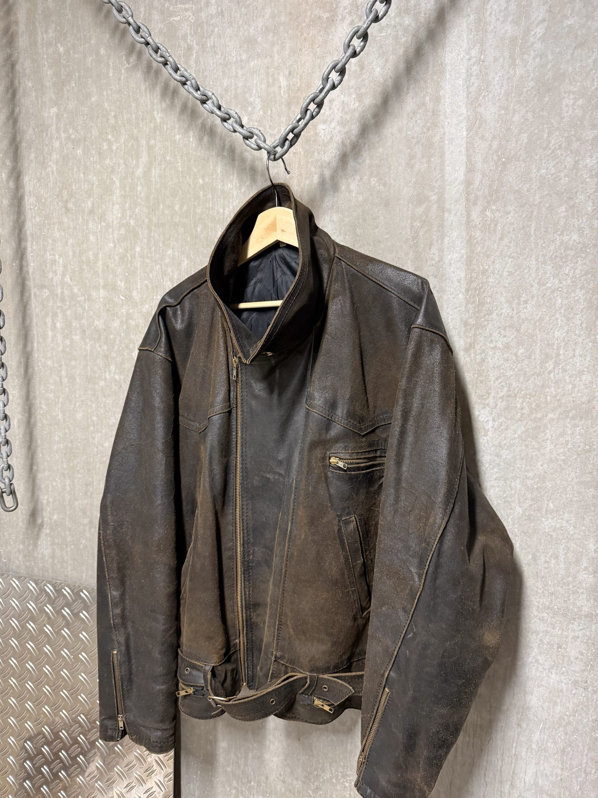 Vintage oversized rough real leather biker jacket washed brown - Image 5