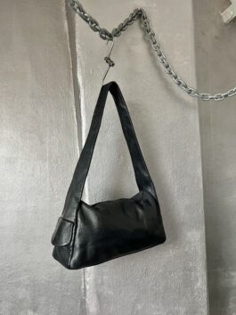 Vintage real leather shoulderbag black