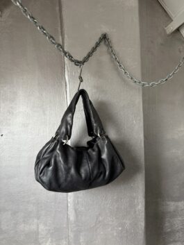 Vintage real leather slouchy shoulderbag with silver hardware black
